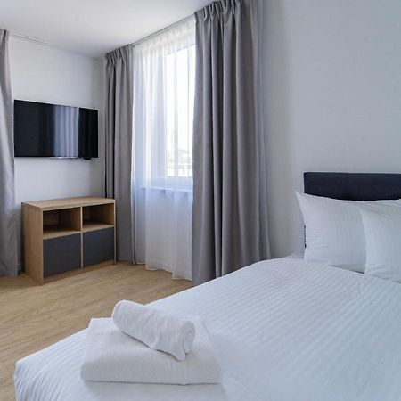 Milo Aparthotel Wroclaw Bagian luar foto