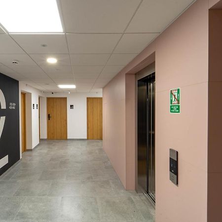 Milo Aparthotel Wroclaw Bagian luar foto